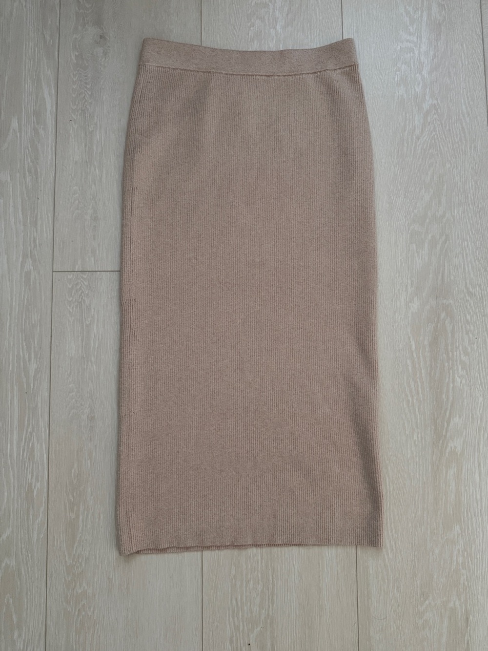 Express Knit Pencil Skirt in Light Taupe